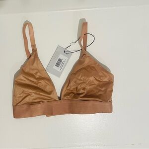 Negative Underwear Women's Glacé Triangle Bra in Buff